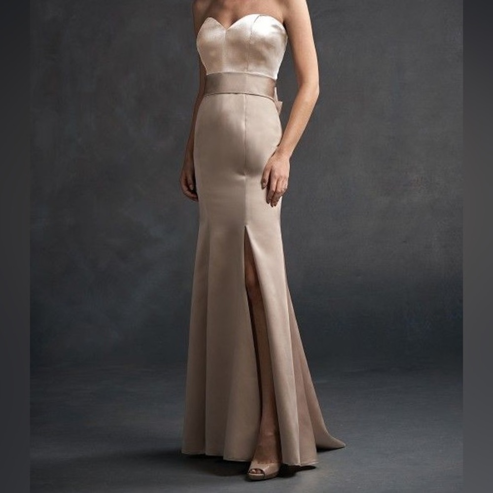 Strapless satin mermaid gown with custom slit and flower appliqués ✨